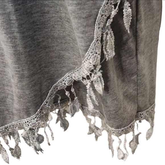 Gray Wrap Leaf Tassle Top - Picture 3 of 4